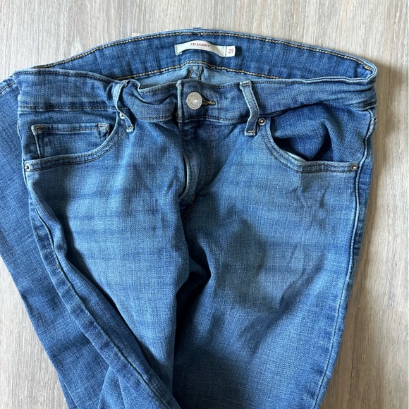 Levi’s 711 Skinny - Picture 1 of 4